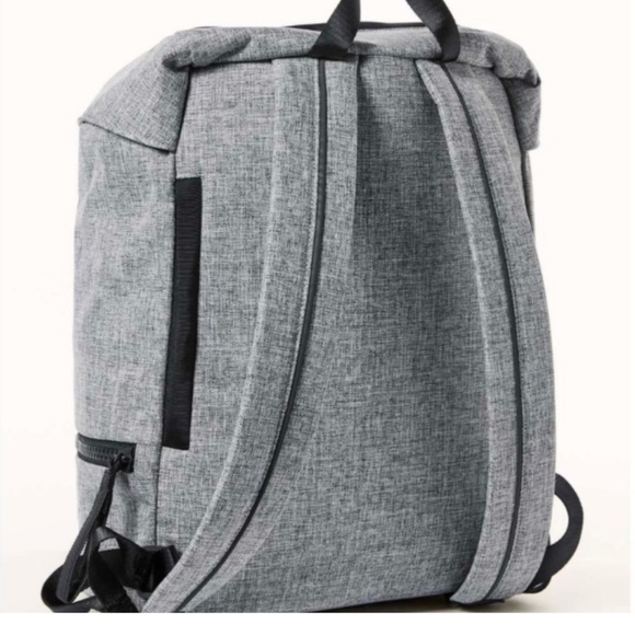 Lululemon Go Lightly Rucksack 26L heathered black/gray main image 12